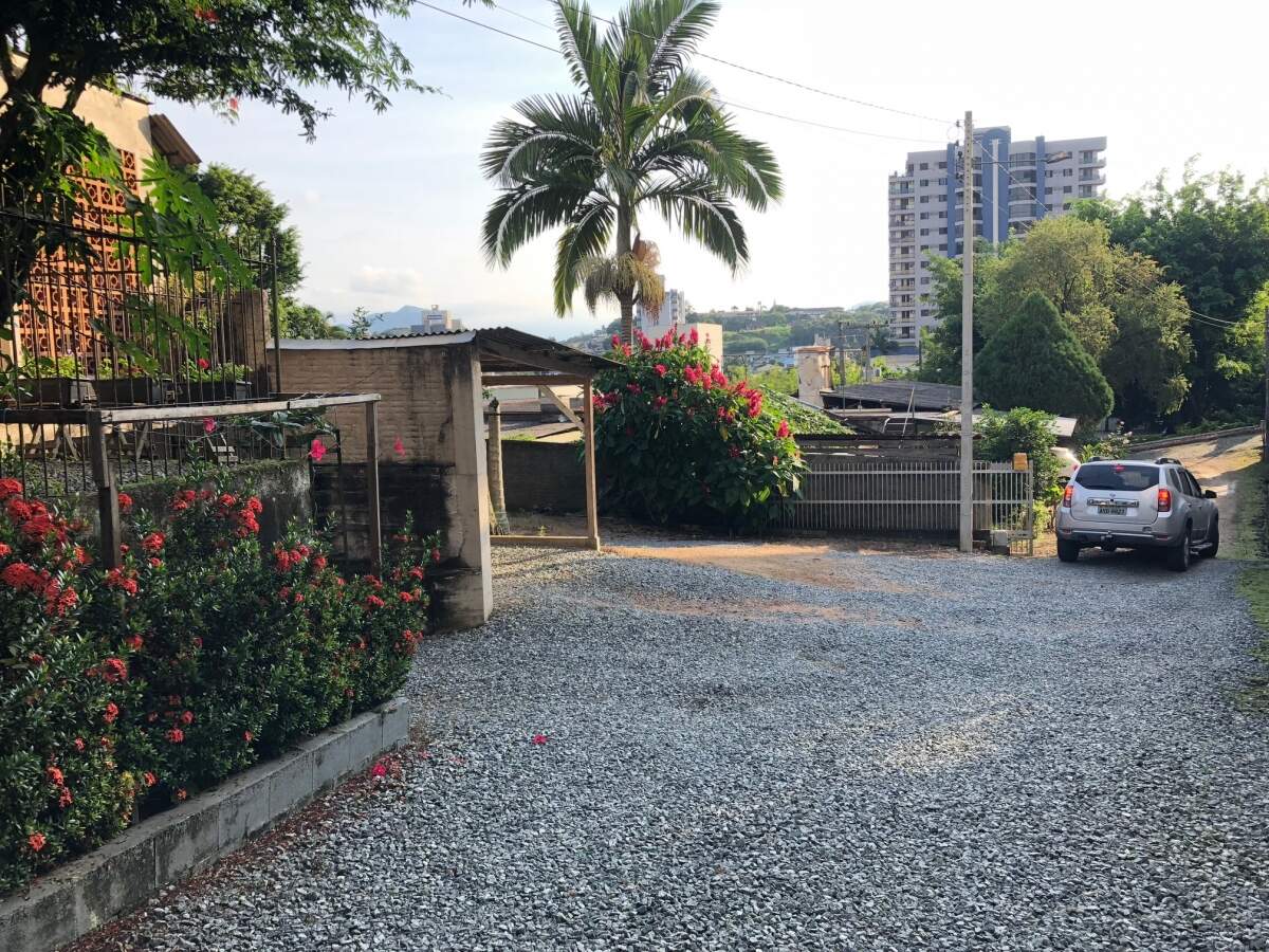 Casa à venda, 4 quartos, 2 vagas, Centro - Jaraguá do Sul/SC