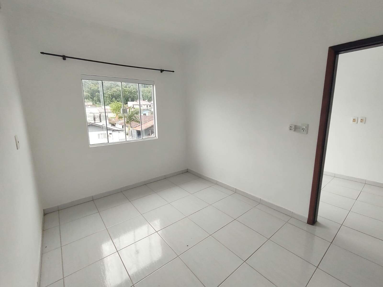Imagem Apartamento semimobiliado à venda em Jaraguá do Sul.