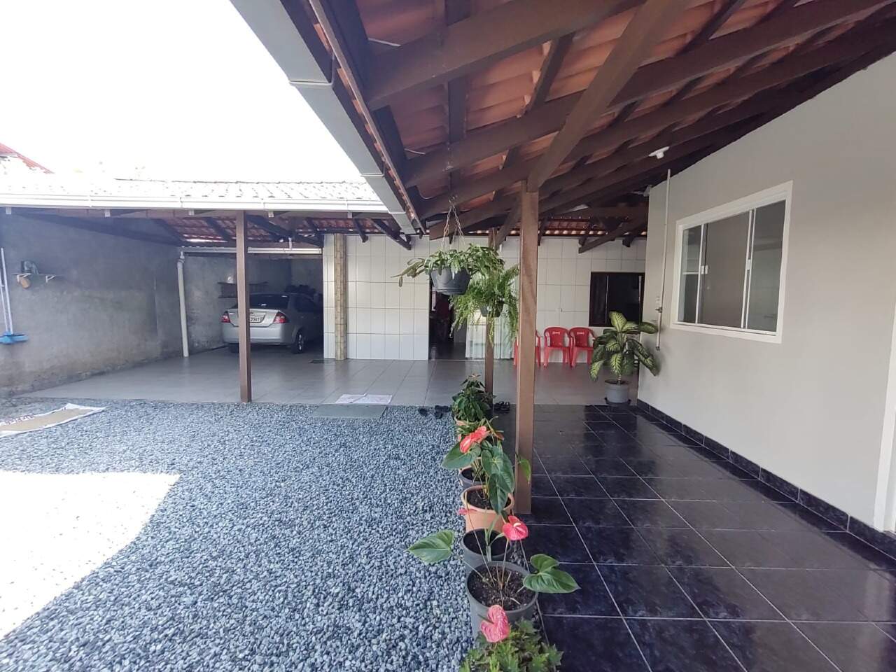Casa à Venda na Ilha da Figueira em Guaramirim | 3 Quartos, Área de Festa e Edícula
