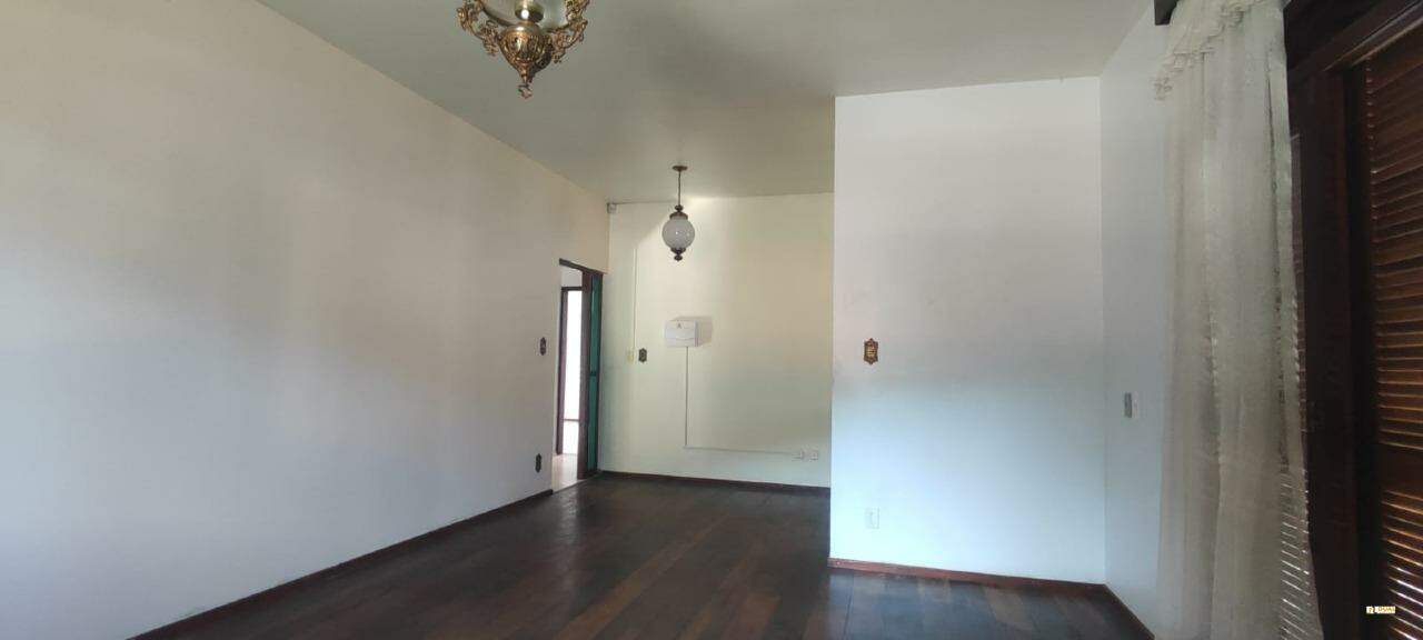 Imagem Casa à venda, 3 quartos, 1 suíte, 5 vagas, Vieira - Jaraguá do Sul/SC