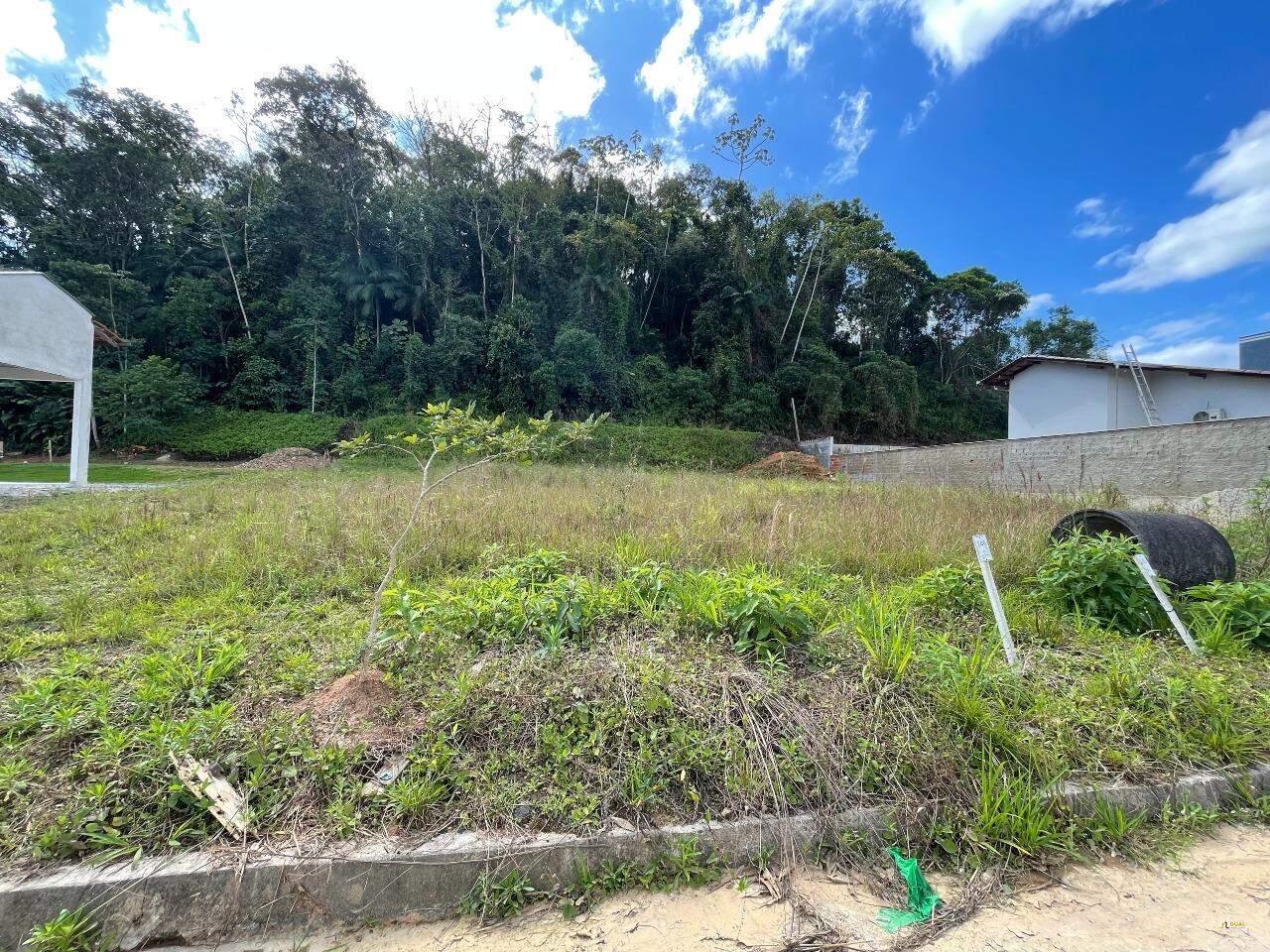 Imagem Terreno a venda no bairro Três Rios do Norte