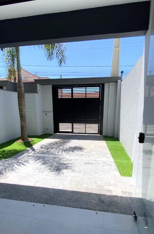 Imagem Geminado à venda, 2 quartos, 1 suíte, 2 vagas, Itacolomi - Balneário Piçarras/SC