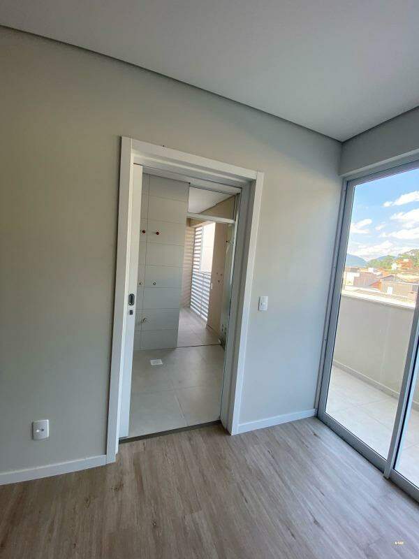 Imagem Apartamento à venda, 2 quartos, 1 suíte, Barra do Rio Cerro - Jaraguá do Sul/SC