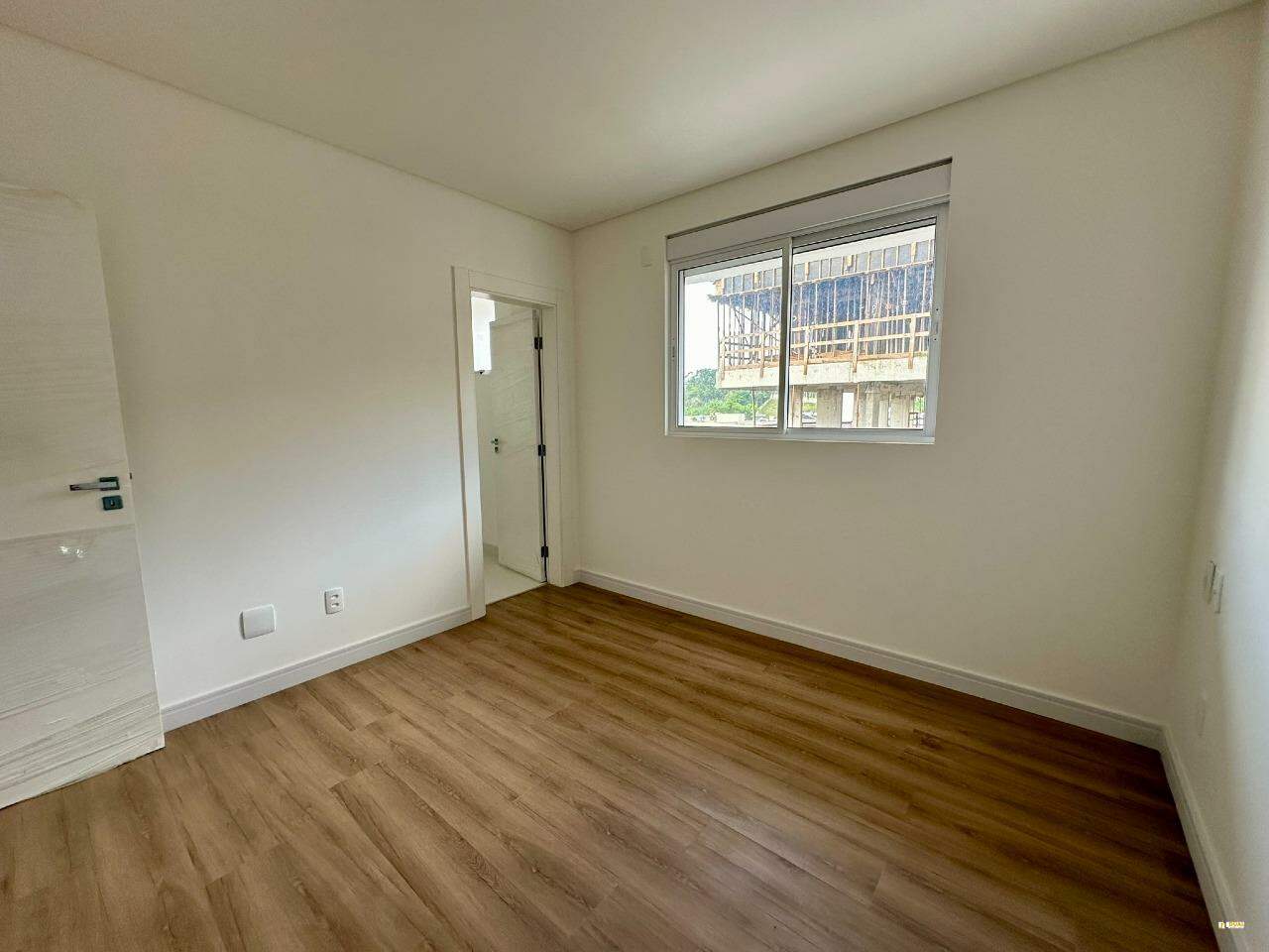 Imagem Apartamento à venda, 3 quartos, 3 suítes, 2 vagas, Vila Nova - Jaraguá do Sul/SC