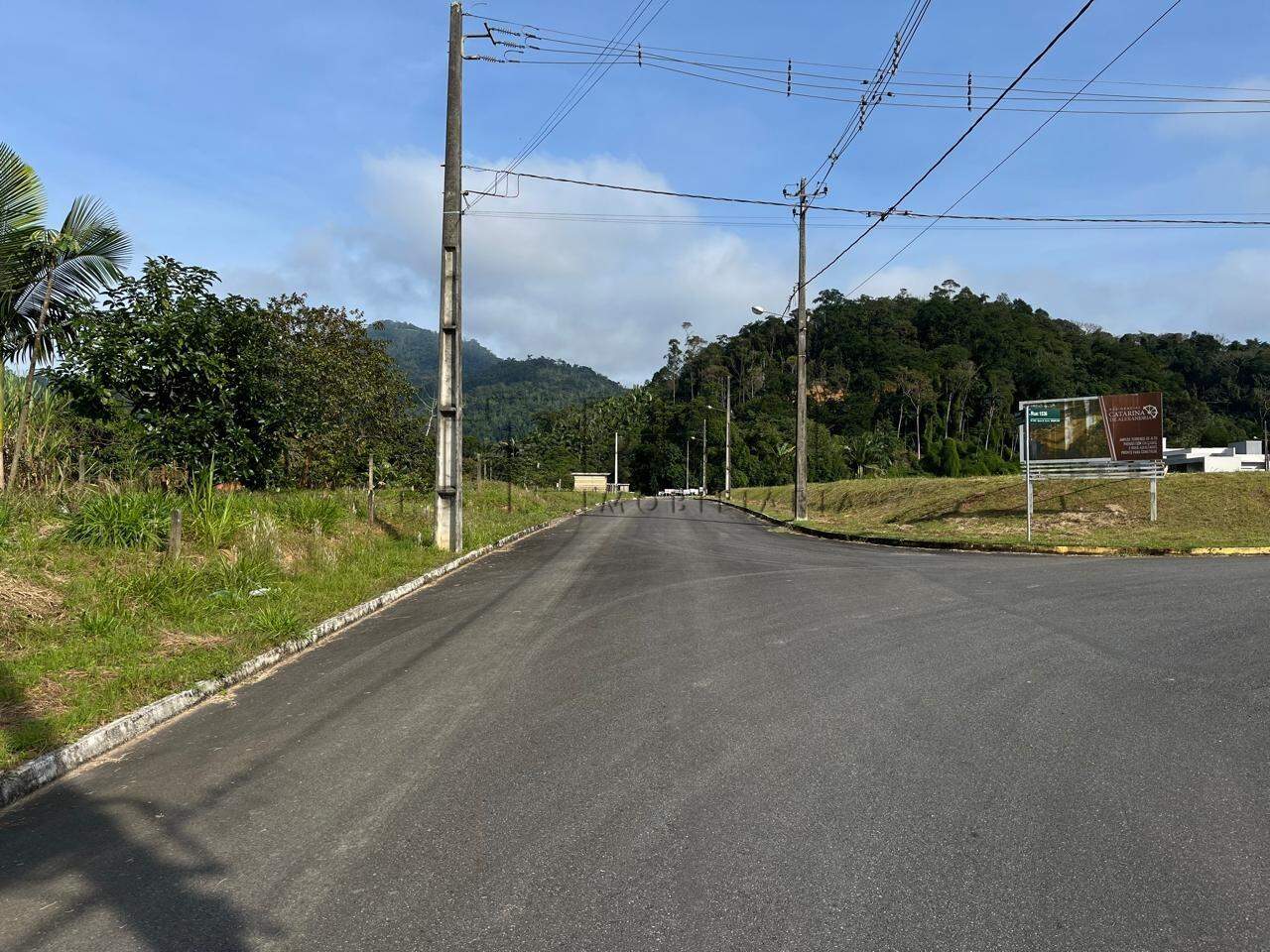 Imagem Lote em localização privilegiada no bairro Barra do Rio Cerro em Jaraguá do Sul.