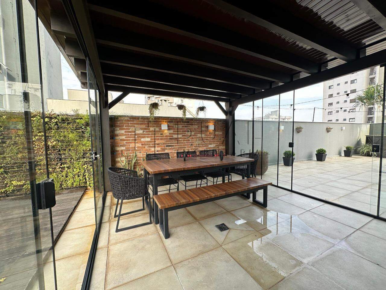 Apartamento à venda, 2 quartos, 1 suíte, 2 vagas, Centro - Jaraguá do Sul/SC
