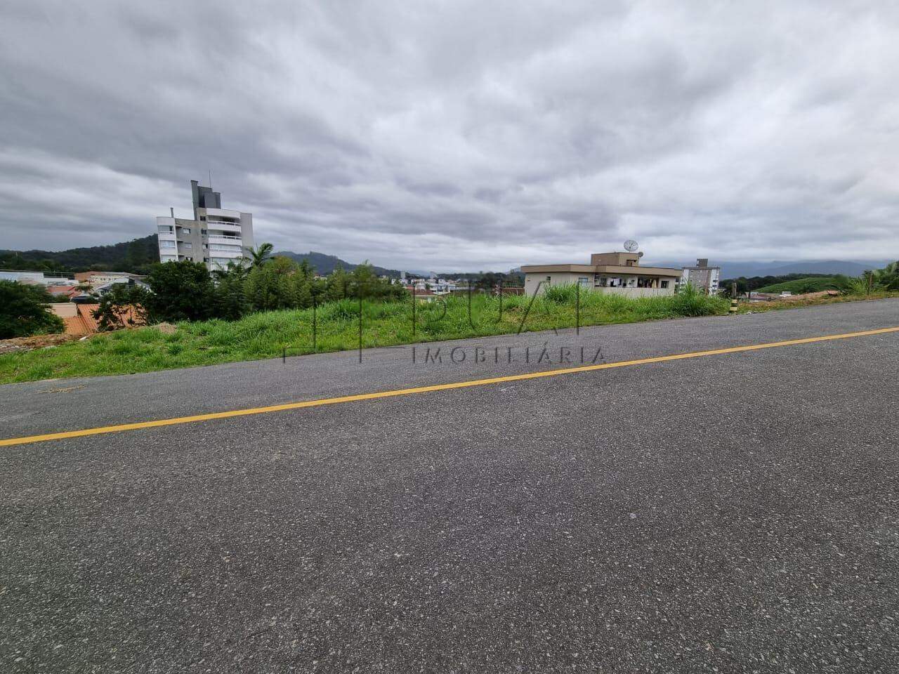 Imagem Terreno em localização privilegiada com 325,54m² no bairro Amizade