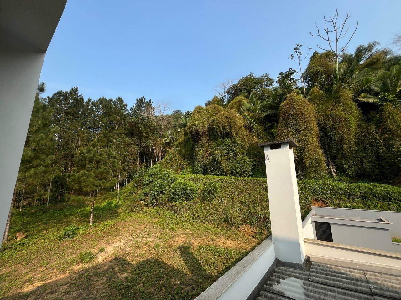 Geminado com 248,00m² à venda no bairro Barra do Rio Cerro em Jaraguá do Sul.