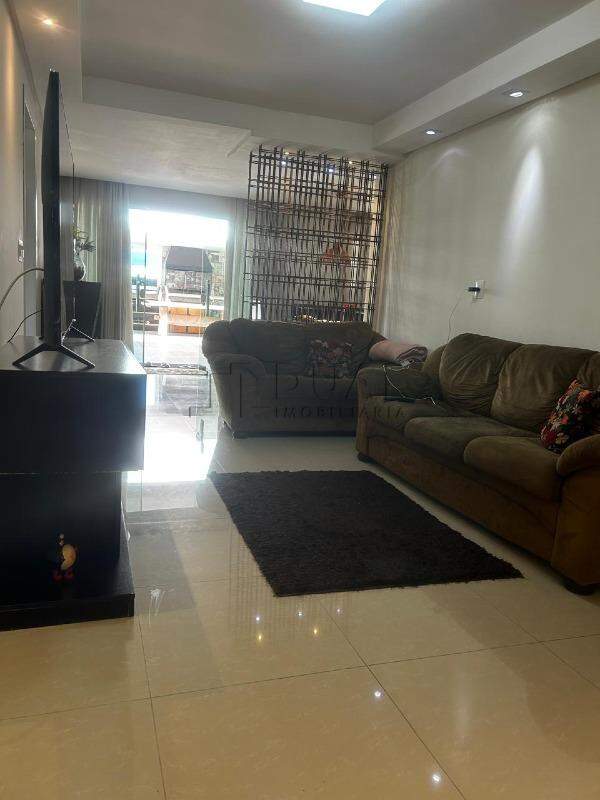 Imagem Casa com 143,35m² semimobiliada à venda no bairro Amizade em Jaraguá do Sul