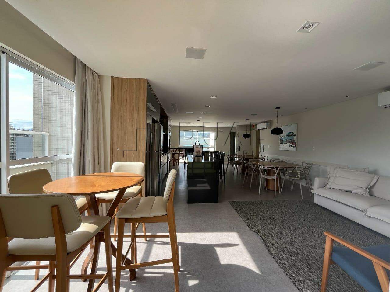Imagem Cobertura com 202,31m² mobiliada à venda no bairro Vila Nova em Jaraguá do Sul