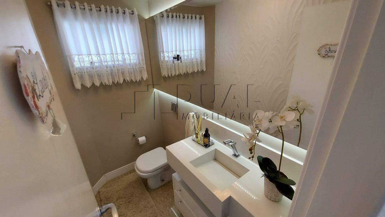 Imagem Casa com linda vista para venda no bairro Vila Nova em Jaraguá do Sul