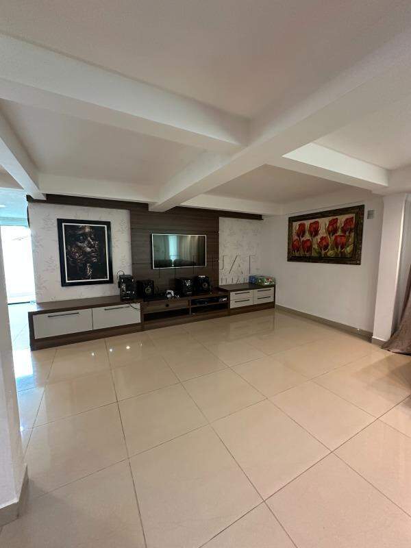 Imagem Casa à venda, 2 quartos, 1 suíte, 4 vagas, Vila Lalau - Jaraguá do Sul/SC