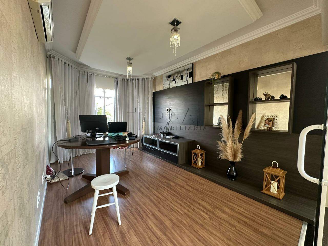 Imagem Casa à venda, 4 quartos, sendo 2 suítes, Jaraguá Esquerdo - Jaraguá do Sul/SC
