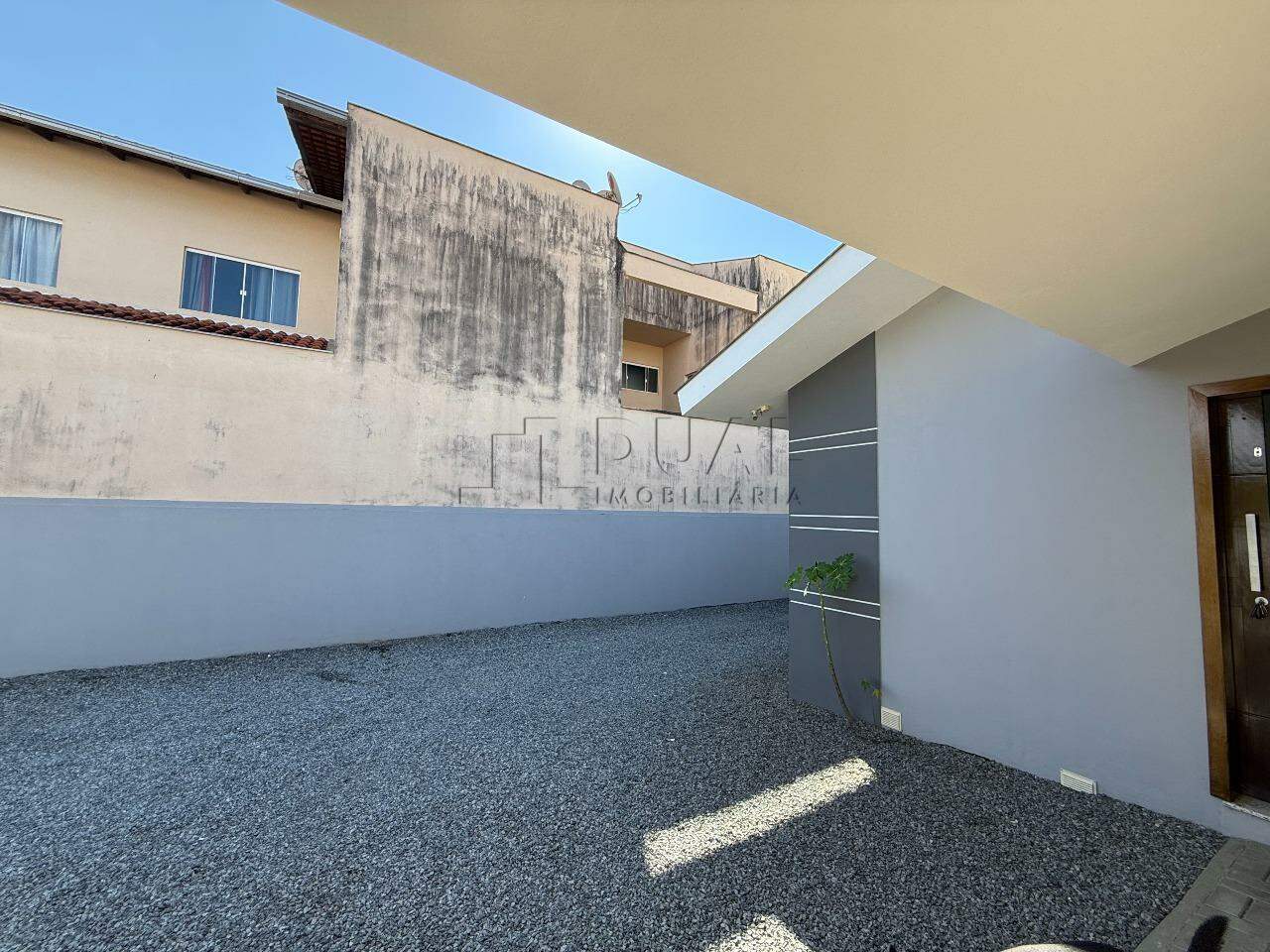 Imagem Casa Moderna com Área Gourmet e Energia Solar – Tranquilidade e Conforto em Rua Sem Saída!