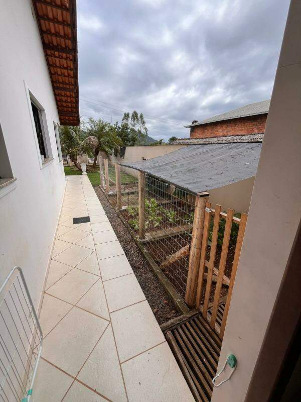 Imagem Casa Térrea com Suíte e Espaço Verde – Conforto e Segurança Próximo ao Centro