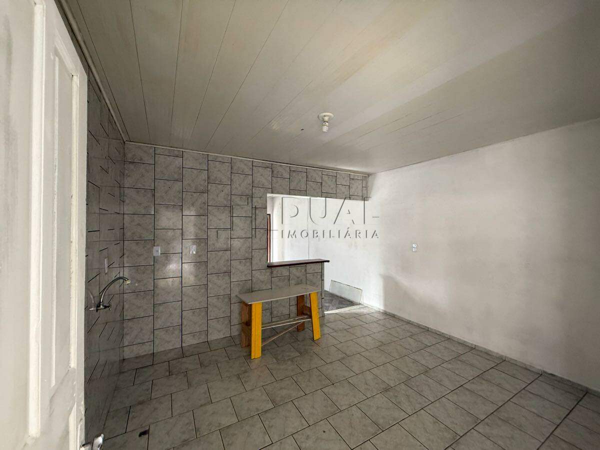Imagem Oportunidade de Casa Térrea com Amplo Quintal no bairro Amizade