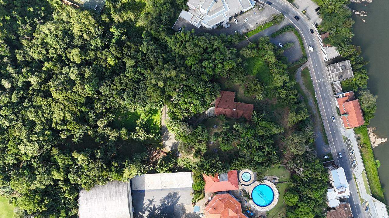 Imagem Imóvel central com grande potencial comercial e vista panorâmica!