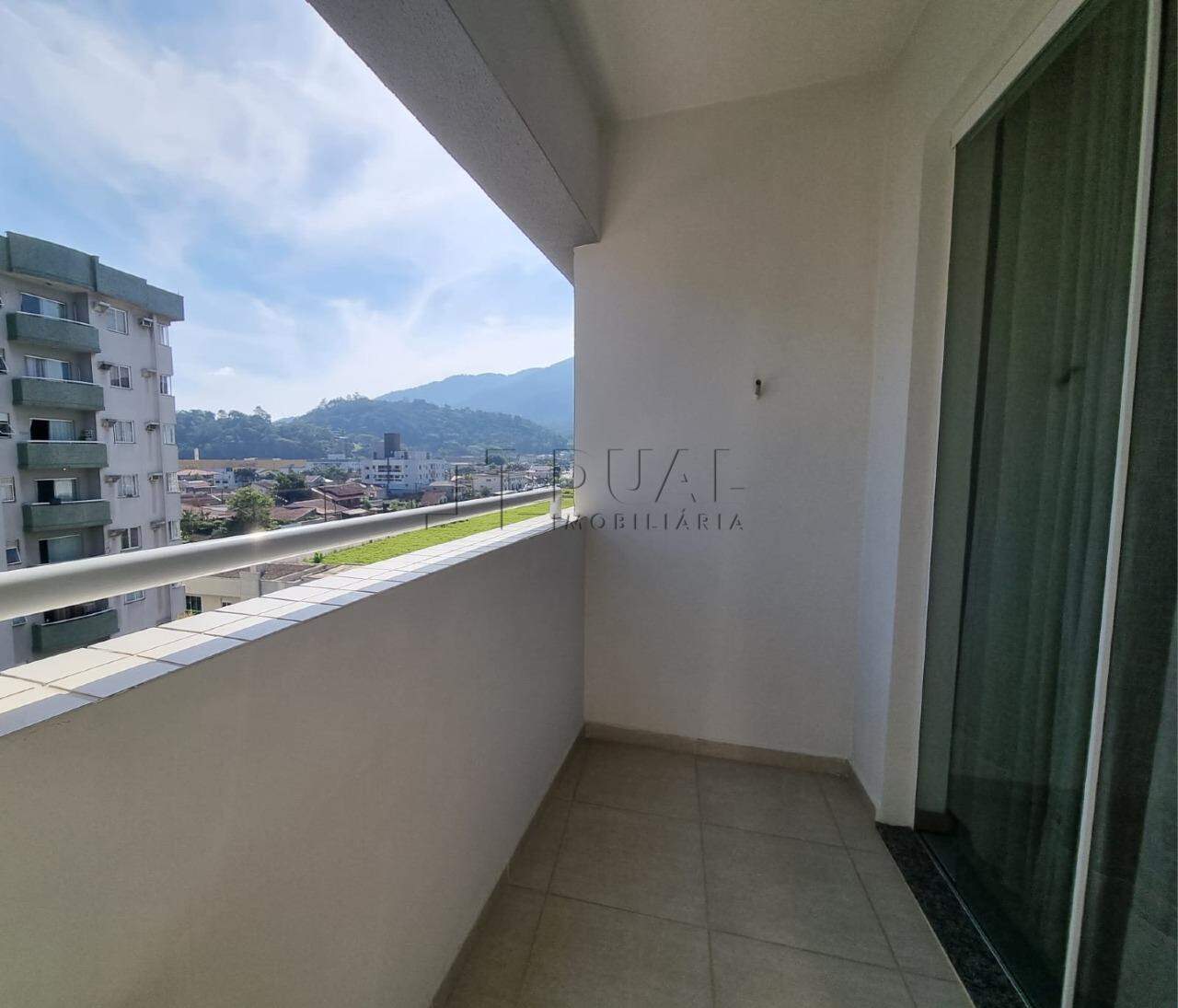 Apartamento Semimobiliado com 73,56m² no Baependi em Jaraguá do Sul