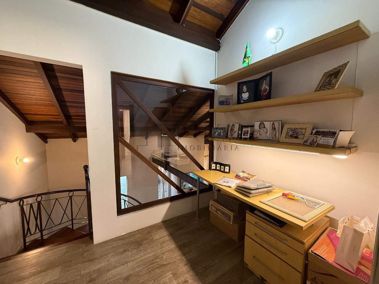 Imagem Casa próxima ao centro da cidade, no bairro Vila Nova