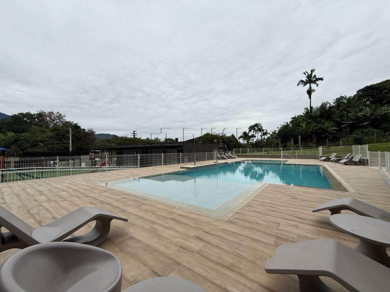 Imagem Apartamento Novo em Andar Alto com 1 Suíte + 1 Dormitório, Sacada Gourmet e Vista para Área de Lazer