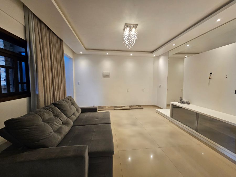 Imagem Sobrado à venda no bairro Amizade com 3 quartos rua tranquila e excelente localização!
