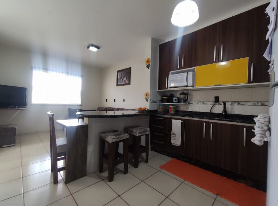 Imagem Casa de meio lote com 3 dormitórios no bairro Ilha da Figueira em Guaramirim