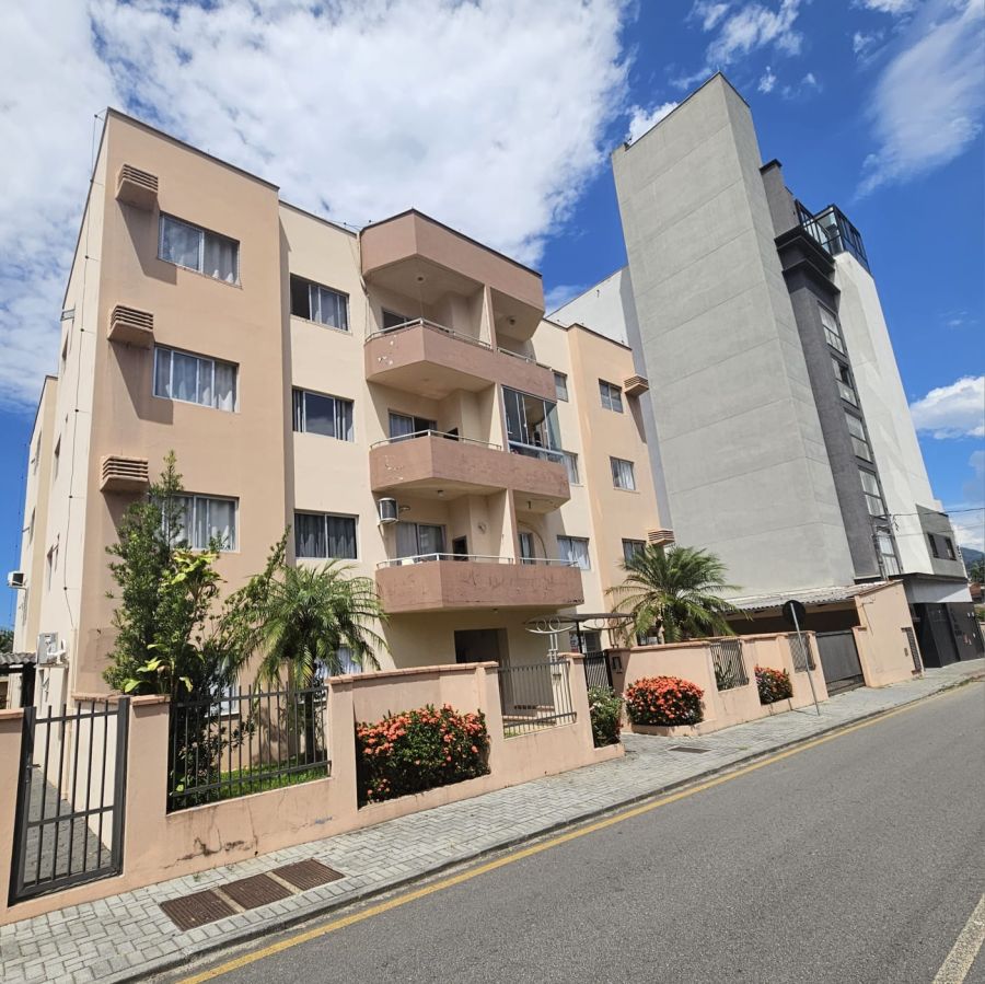 Apartamento com 2 dormitórios a venda no bairro Jaraguá Esquerdo em Jaraguá do Sul