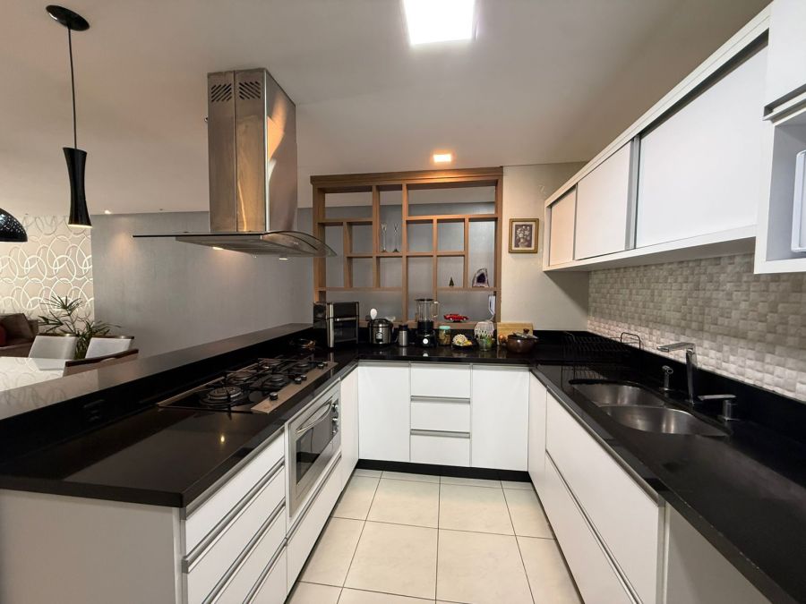 Imagem Apartamento com 3 quartos sendo 1 uma suíte- bairro Czerniewicz