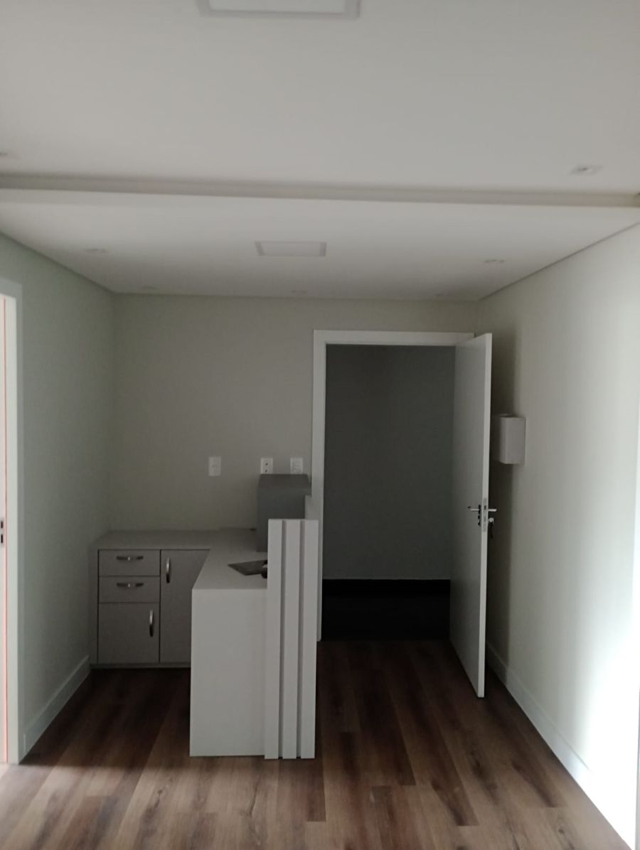 Sala comercial Semi Mobiliada no centro no Centro de Jaraguá do Sul