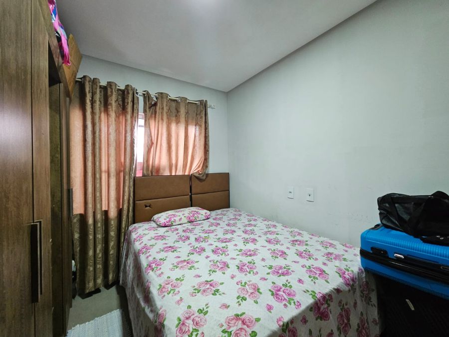 Imagem Casa geminada aconchegante, ideal para quem busca conforto, praticidade e contato com a natureza no dia a dia.