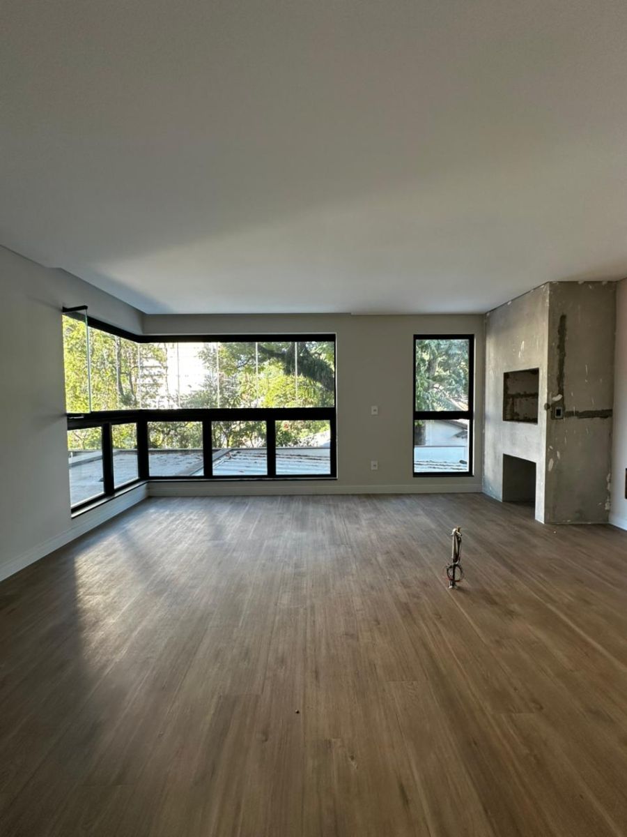 Apartamento com 122,59m² à venda no Millennium Park no bairro Vila Nova em Jaraguá do Sul