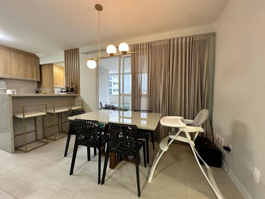 Imagem Apartamento Semimobiliado com 87,00 m² à Venda no Centro de Jaraguá do Sul