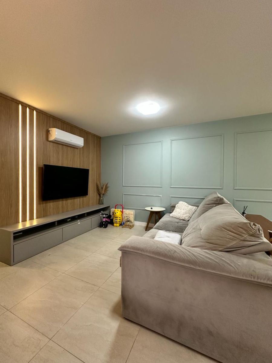 Imagem Apartamento Semimobiliado com 87,00 m² à Venda no Centro de Jaraguá do Sul