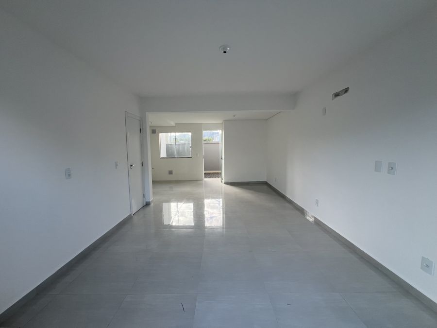 Imagem Casa Geminada com 3 Dormitórios à Venda