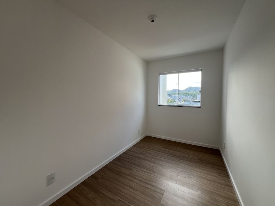 Imagem Casa Geminada com 3 Dormitórios à Venda