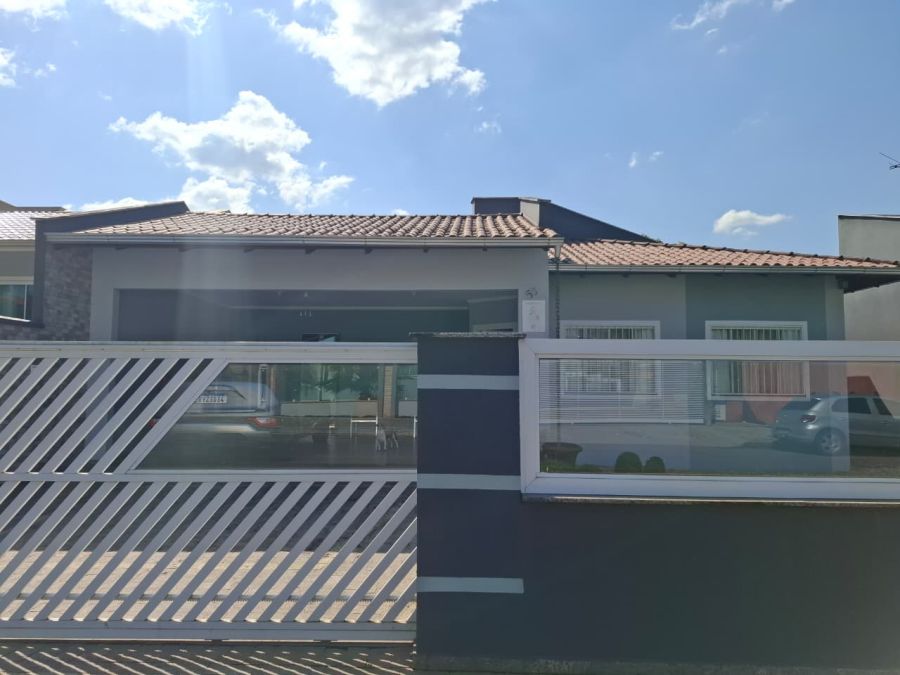 Casa 3 Quartos (1 Suíte) no Três Rios do Sul: 2 Vagas
