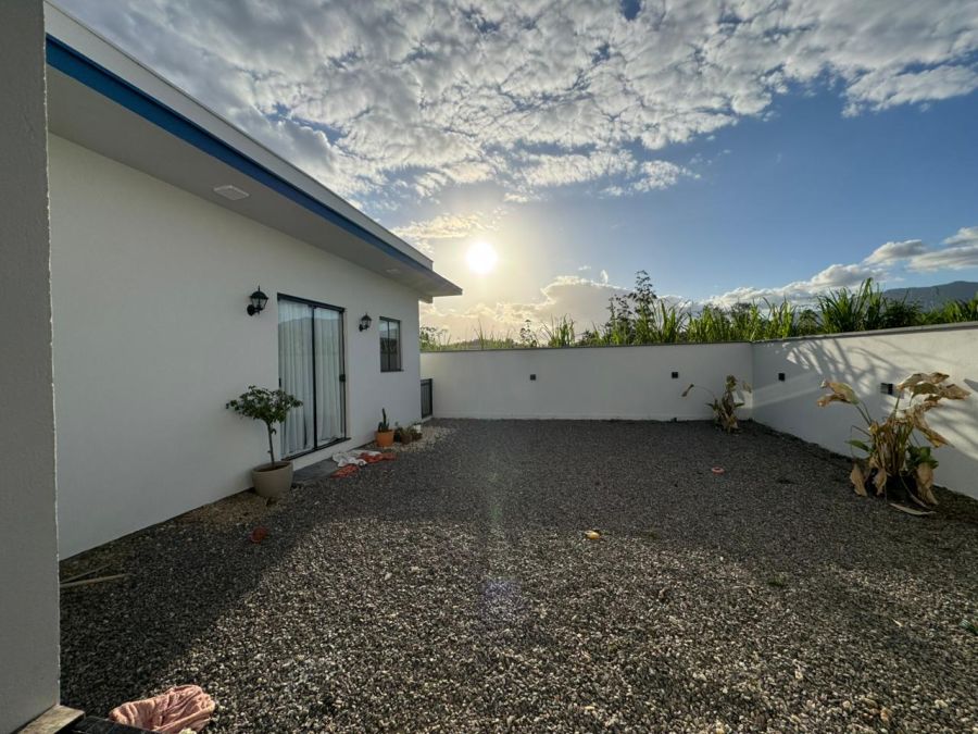 Imagem Casa de 3 quartos, perfeita p/ família no Três Rios do norte