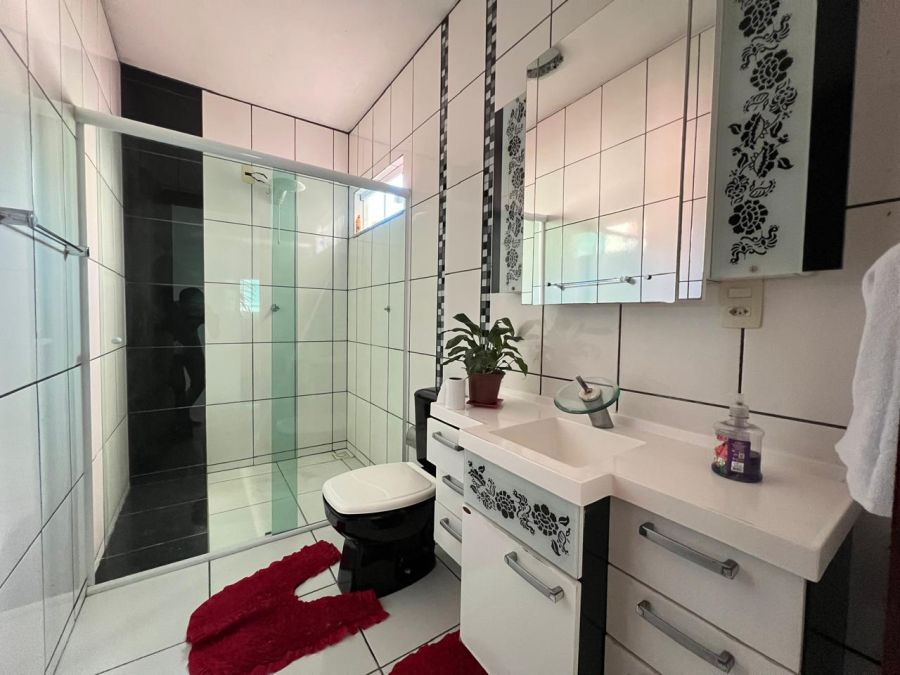Imagem Casa  com 3 Dormitórios à Venda