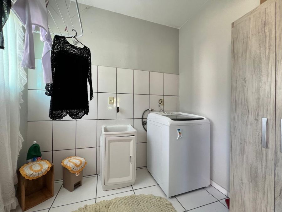 Imagem Casa  com 3 Dormitórios à Venda