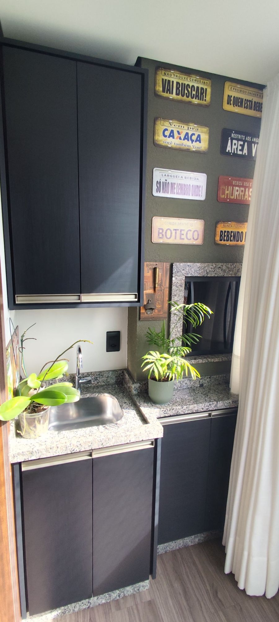 Imagem Apartamento mobiliado com 3 Quartos na Ilha da Figueira