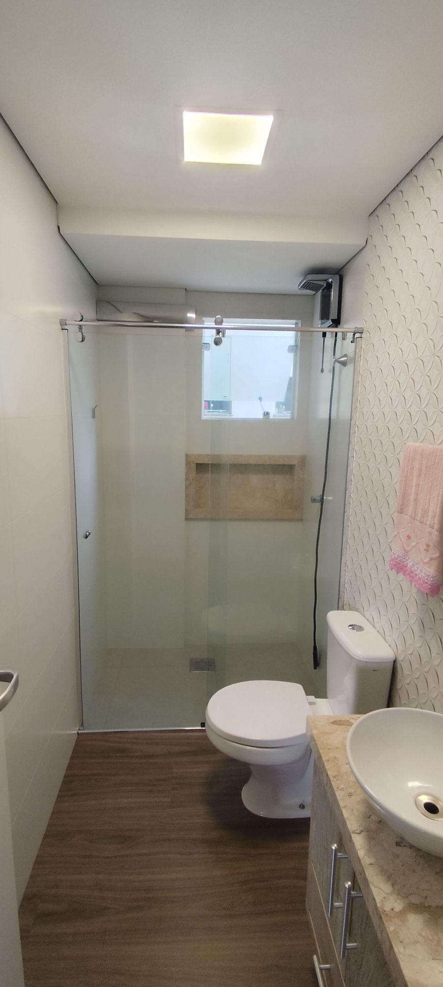Imagem Apartamento mobiliado com 3 Quartos na Ilha da Figueira