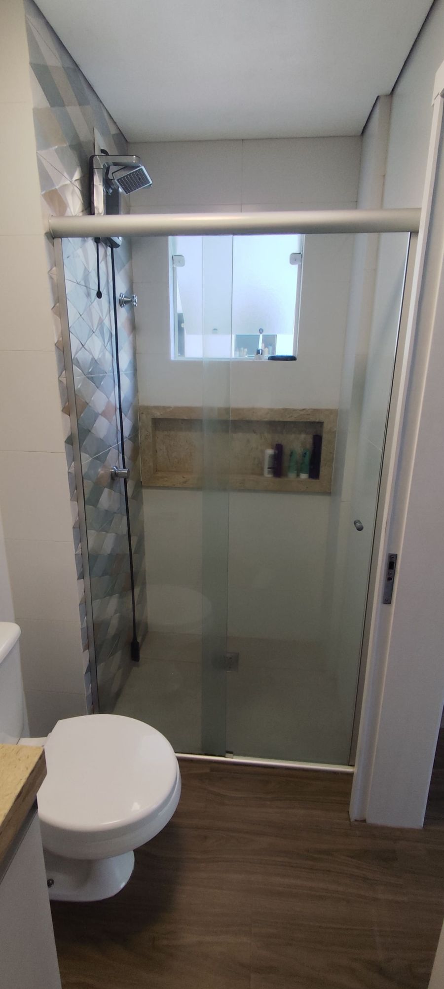 Imagem Apartamento mobiliado com 3 Quartos na Ilha da Figueira