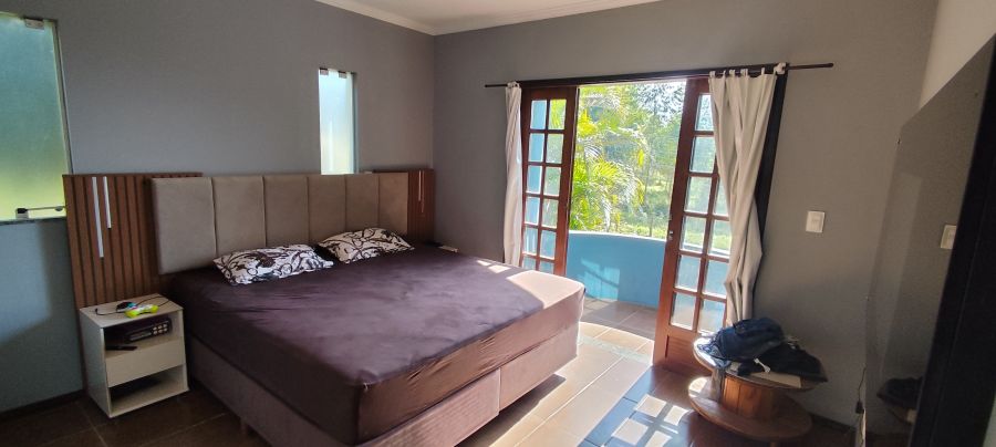 Imagem Ampla Casa de 2 Quartos no Bairro Ilha da Figueira