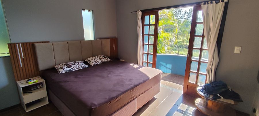 Imagem Ampla Casa de 2 Quartos no Bairro Ilha da Figueira