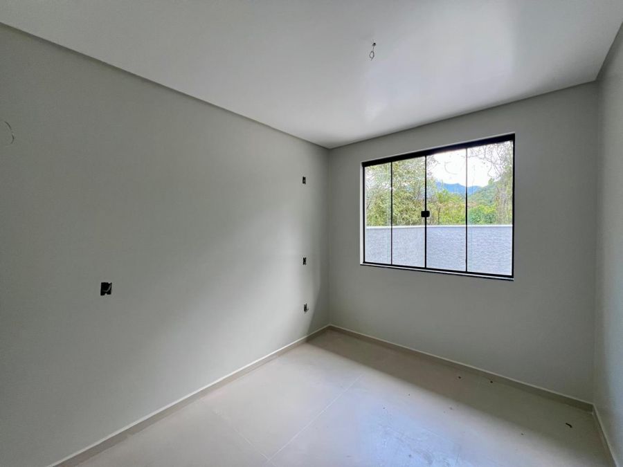 Imagem Geminado com 1 Suíte mais 1 quarto, Excelente padrão de acabamento