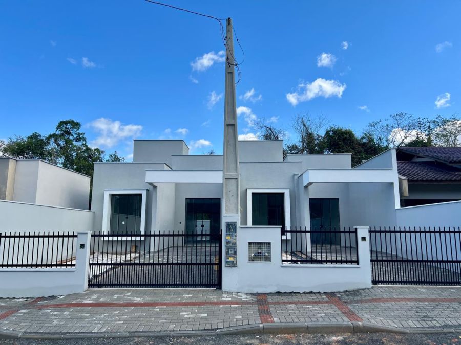 Imagem Geminado com 1 Suíte mais 1 quarto, Excelente padrão de acabamento