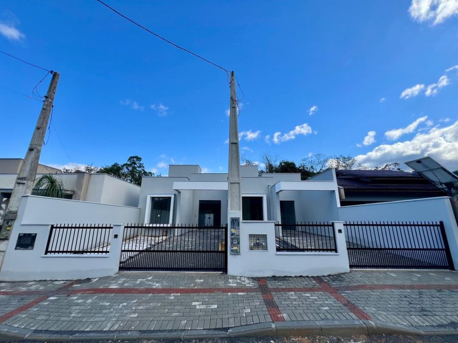 Imagem Geminado com 1 Suíte mais 1 quarto, Excelente padrão de acabamento