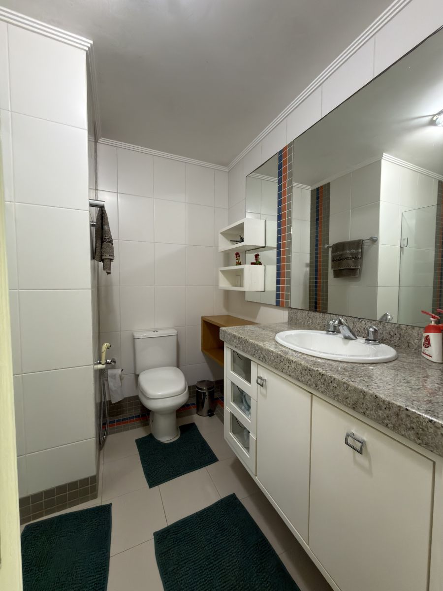 Imagem Cobertura no Centro com 1 Suíte + 2 Dormitórios e Piscina