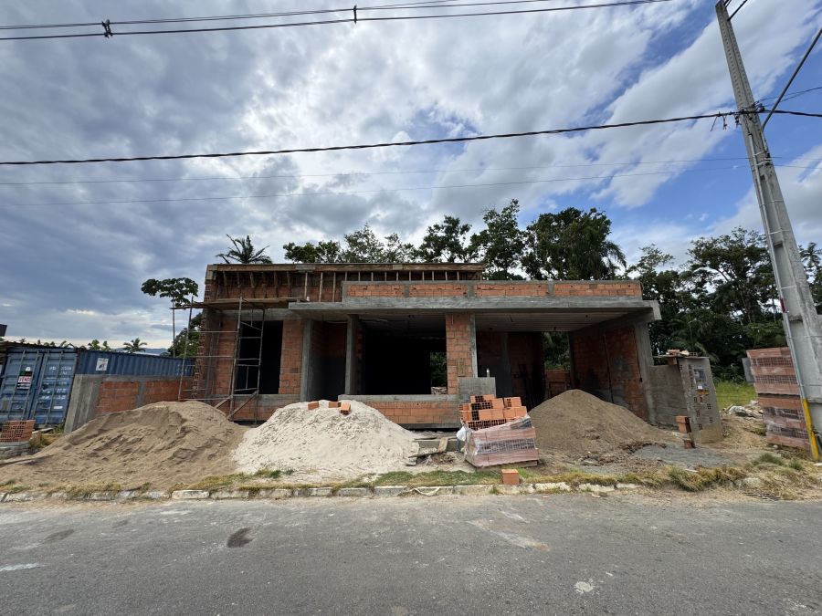 Imagem Casa no Rau com 1 Suíte Master + 2 Dormitórios e Alto Padrão