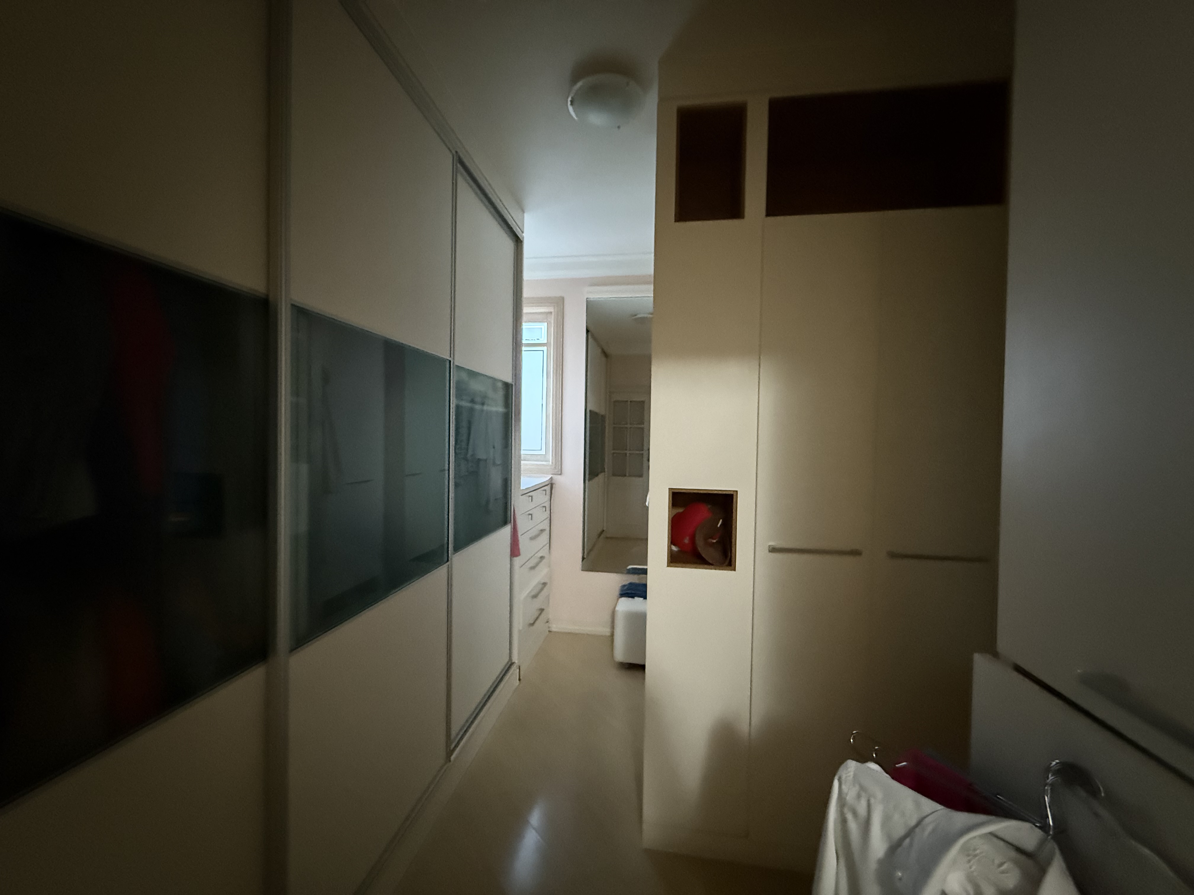 Imagem Casa à venda em Jaraguá do Sul (Jaraguá Esquerdo) | 1 suíte, 4 quartos, 2 vagas